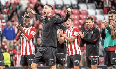 Aficion Del Athletic Rinde Homenaje A Oihan Sancet Tras Su Gol En El Derbi Oihan Oihan