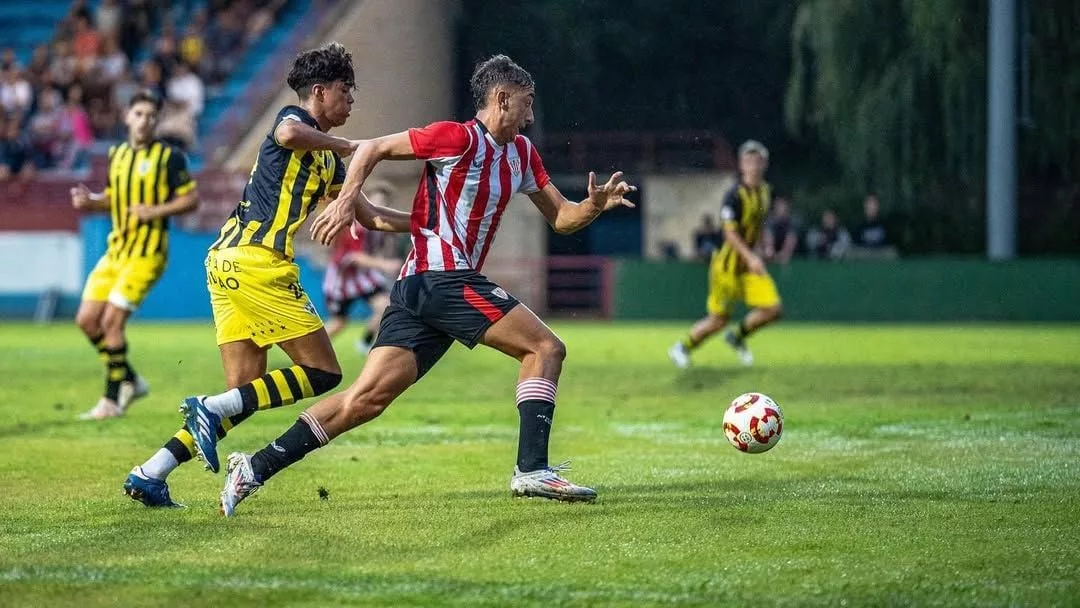 Asier Hierro Renueva Con El Athletic Club Hasta 2028 El Futuro Goleador De Los Leones