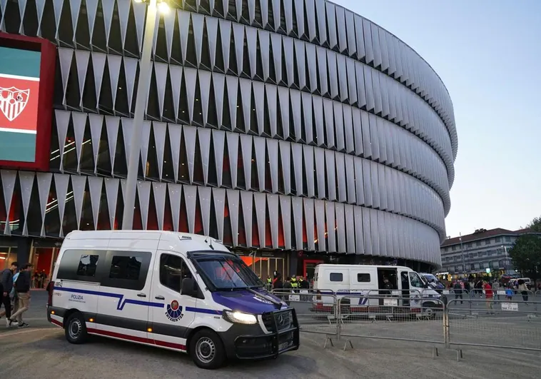 Ertzainas Advierten Imposible Garantizar Seguridad En La Final De Europa League En San Mames