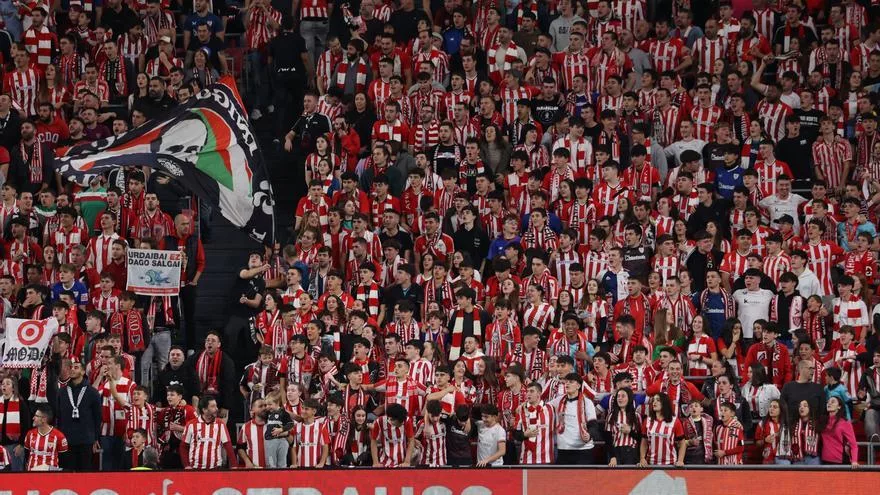 Herri Harmaila Protesta En Silencio Mientras El Athletic Brilla En Europa