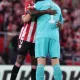 Inaki Williams Cede El Brazalete A Unai Simon Un Gesto Que Marca Su Regreso