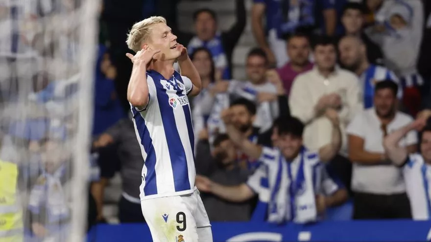 Orri Oskarsson Goleador De La Real Sociedad Se Pierde El Derbi Por Lesion