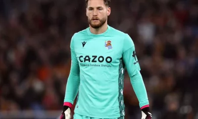 San Mames Arremete Contra Alex Remiro Y Remiro Que Resuena En El Derbi