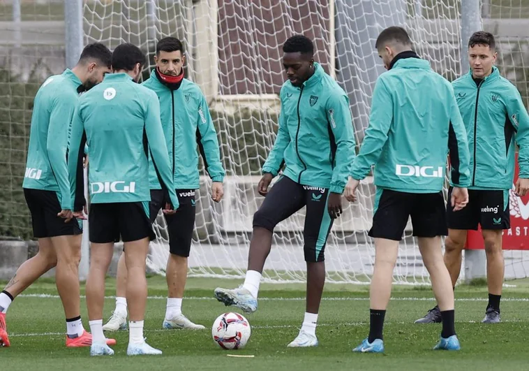 Valverde Lista A Todos Sus Jugadores Para El Derbi Incluira A Unai Simon