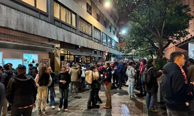 El Ambiente Vibrante Antes Del Partido Del Athletic Contra El Viktoria Plzen