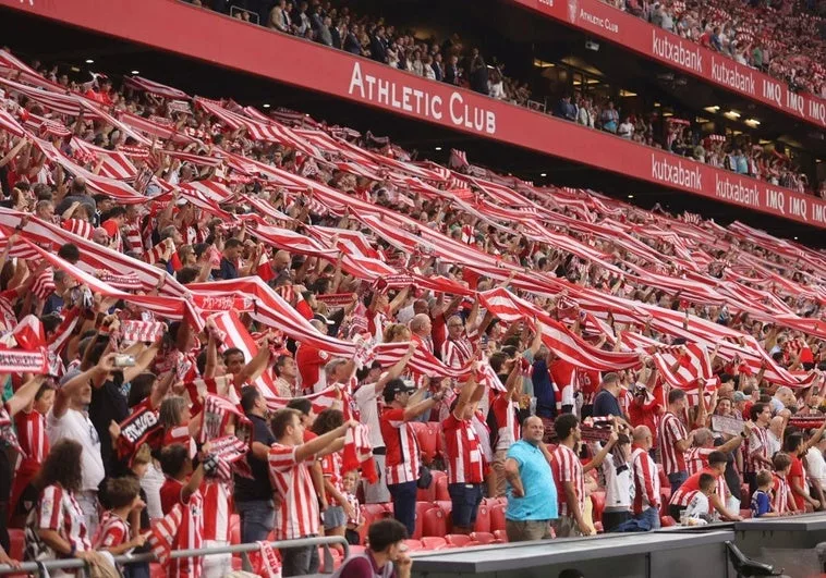 El Athletic Club Lucha Por El Premio A La Mejor Aficion Frente Al Malaga