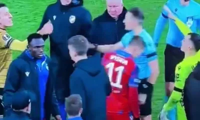 El Gesto Nazi Del Portero Del Viktoria Plzen Que Indigna A La Aficion Del Athletic