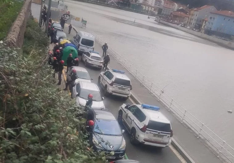 La Ertzaintza Identifica A 100 Ultras Del Athletic Y Leganes Antes Del Duelo