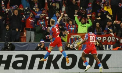 Los Hinchas Del Viktoria Plzen Llegan A Bilbao 500 Seguidores Pacificos