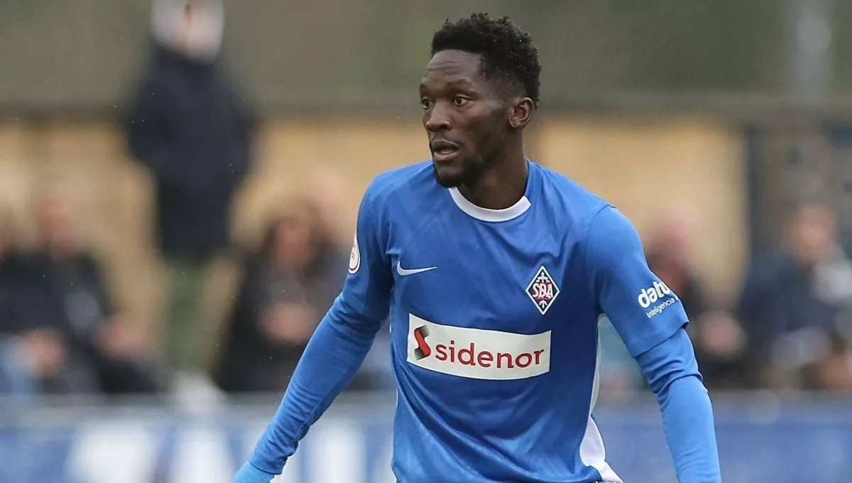 Athletic Club Condena Insultos Racistas Y Apoya A Nassourou Ben Hamed