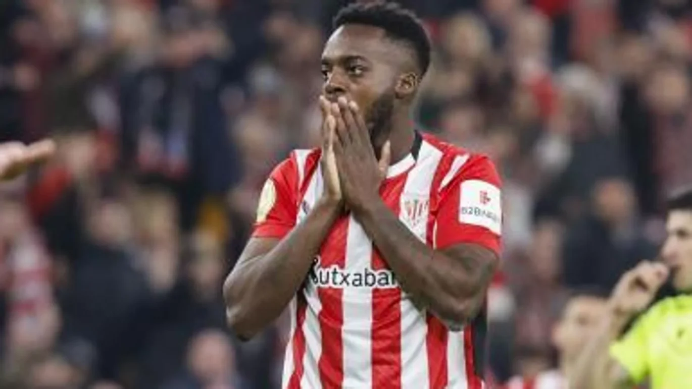 El Arbitro Detiene El Espanyol Athletic Por Racismo Contra Inaki Williams