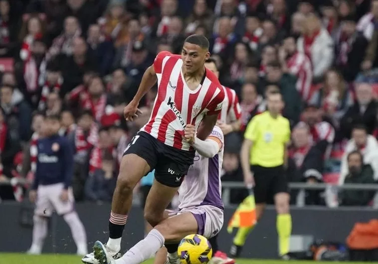 El Athletic Club Aplaude El Debut De Maroan Cano Y Valentia En San Mames