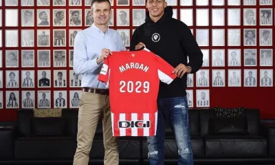 El Athletic Club Celebra El Fichaje De Sannadi En Su 24 Cumpleanos