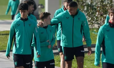 El Athletic Club Da La Bienvenida A Bujan Y Olabarrieta En El Entrenamiento