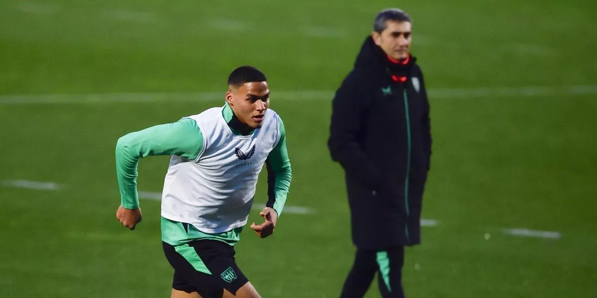El Athletic Club Da La Bienvenida A Maroan Sannadi En Su Primer Entrenamiento