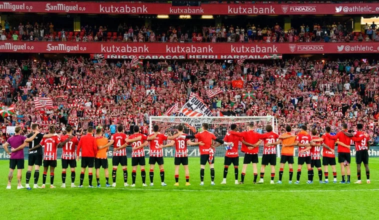 El Athletic Club Deja De Cantar Txoria Txori Por Tensiones Con La Grada