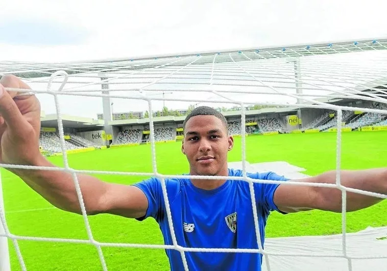 El Athletic Club Ficha A Sannadi Como Regalo De Cumpleanos A Sus 24 Anos