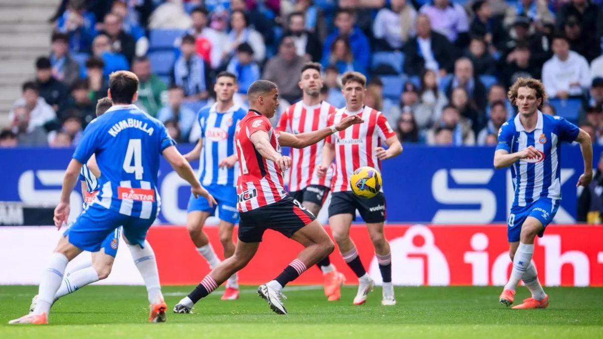 El Athletic Club Refuerza Su Lucha Contra El Racismo En San Mames