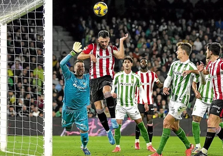 El Athletic Logra Un Empate En El Villamarin Gracias A Berenguer Y Paredes