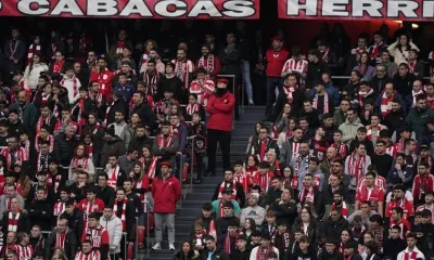 El Athletic Vive Pitos Y Protestas En La Grada Por El Cantico De Ichh