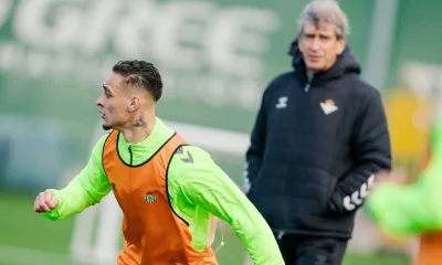 El Betis Se Prepara Para Recibir Al Athletic Con Novedades Y El Dorsal De Antony