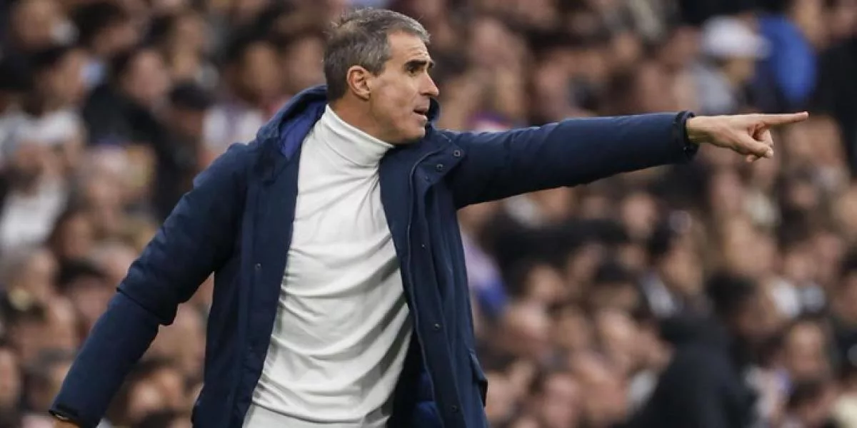Garitano Impulsa Al Cadiz Mientras Etxeberria Se Despide Del Eibar