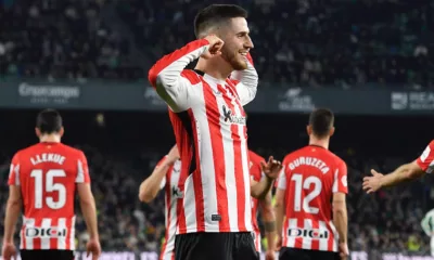 La Celebracion De Sancet Un Homenaje A Su Ensei Tras El Gol Al Betis