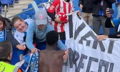 Inaki Williams Emociona A Ninos Del Espanyol Y Athletic Me Regalas Un Abrazo
