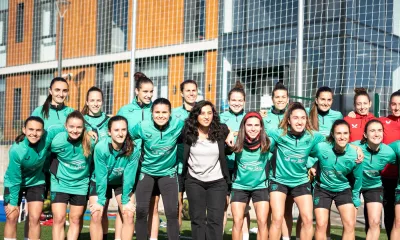 Khalida Popal Visita Lezama Y Apoya Al Athletic Club En Su Trayectoria