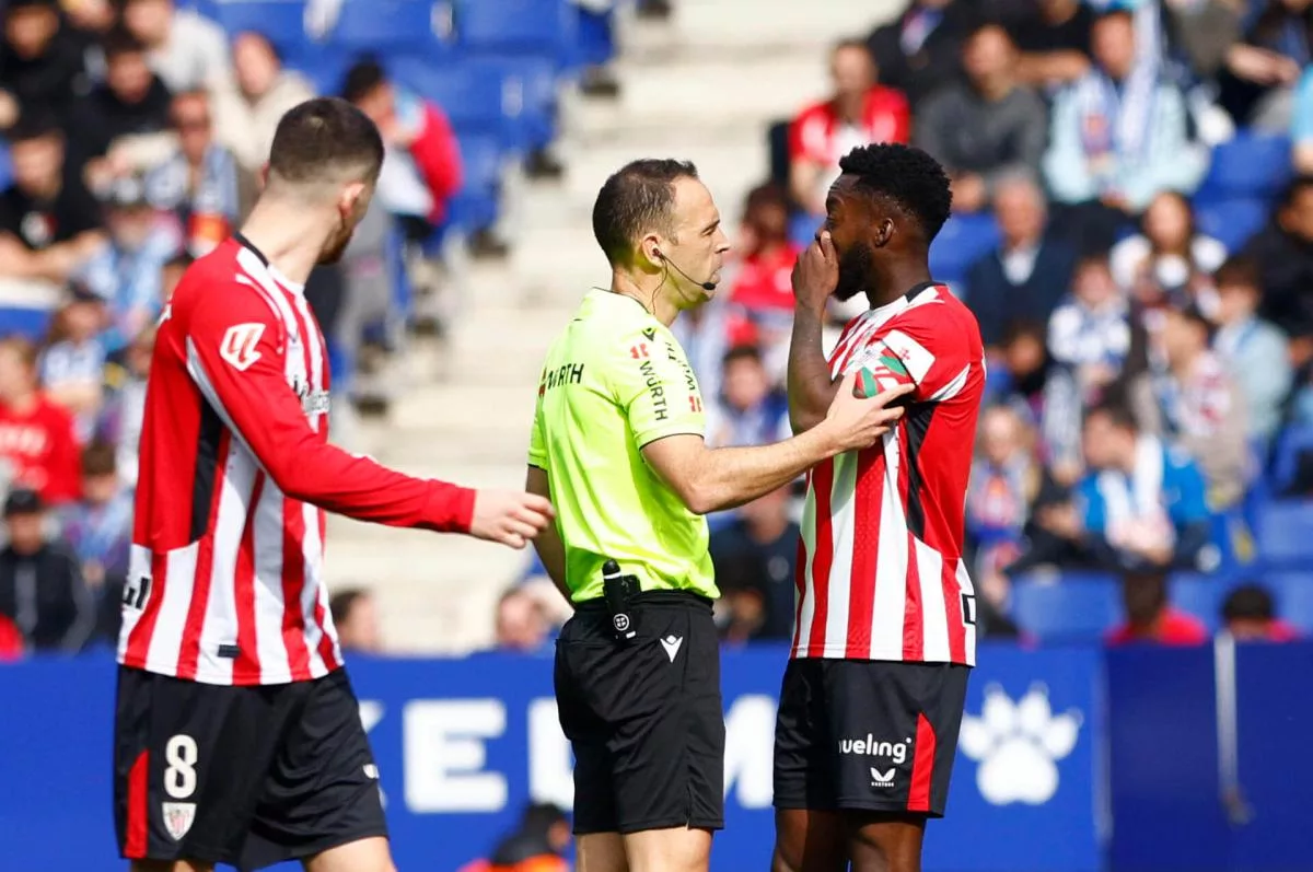 Laliga Investiga Insultos Racistas A Maroan Sannadi En El Espanyol Athletic