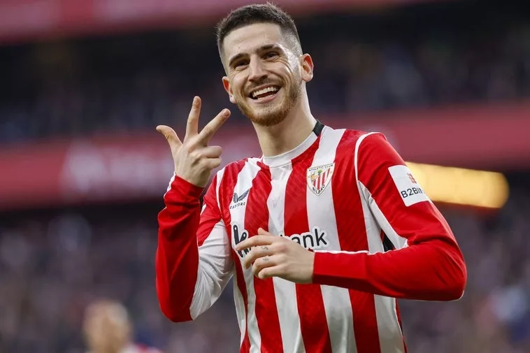 Oihan Sancet Brilla Con Un Hat Trick Y Lidera El Trofeo Zarra Del Athletic