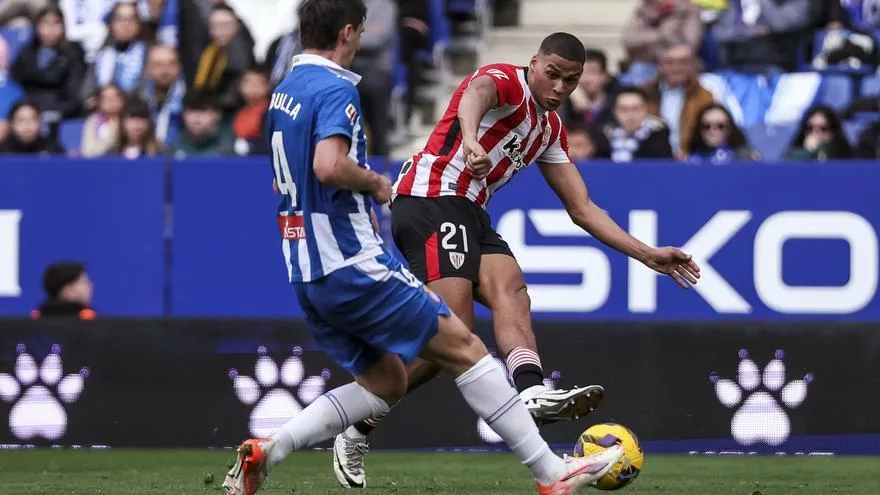 Racismo En El Futbol Maroan Sannadi Victima En El Espanyol Athletic