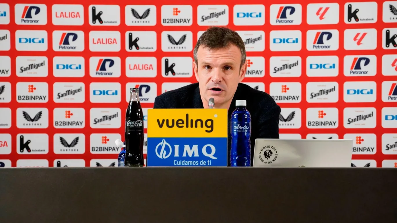 Rueda De Prensa Del Athletic Club Sobre La Grada Popular De Animacion