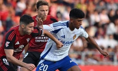 Aficion Del Zaragoza Recrimina A Adu Ares Tras La Goleada En Almeria