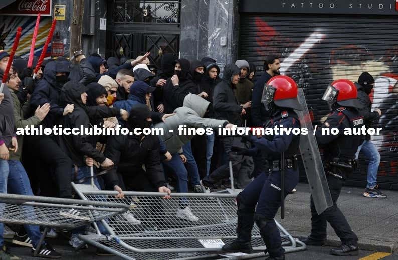 Disturbios Y Bengalas En San Mames Antes Del Athletic Roma