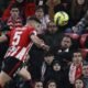 El Athletic Club Aprovecha La Estrategia Y Se Adelanta En Sevilla