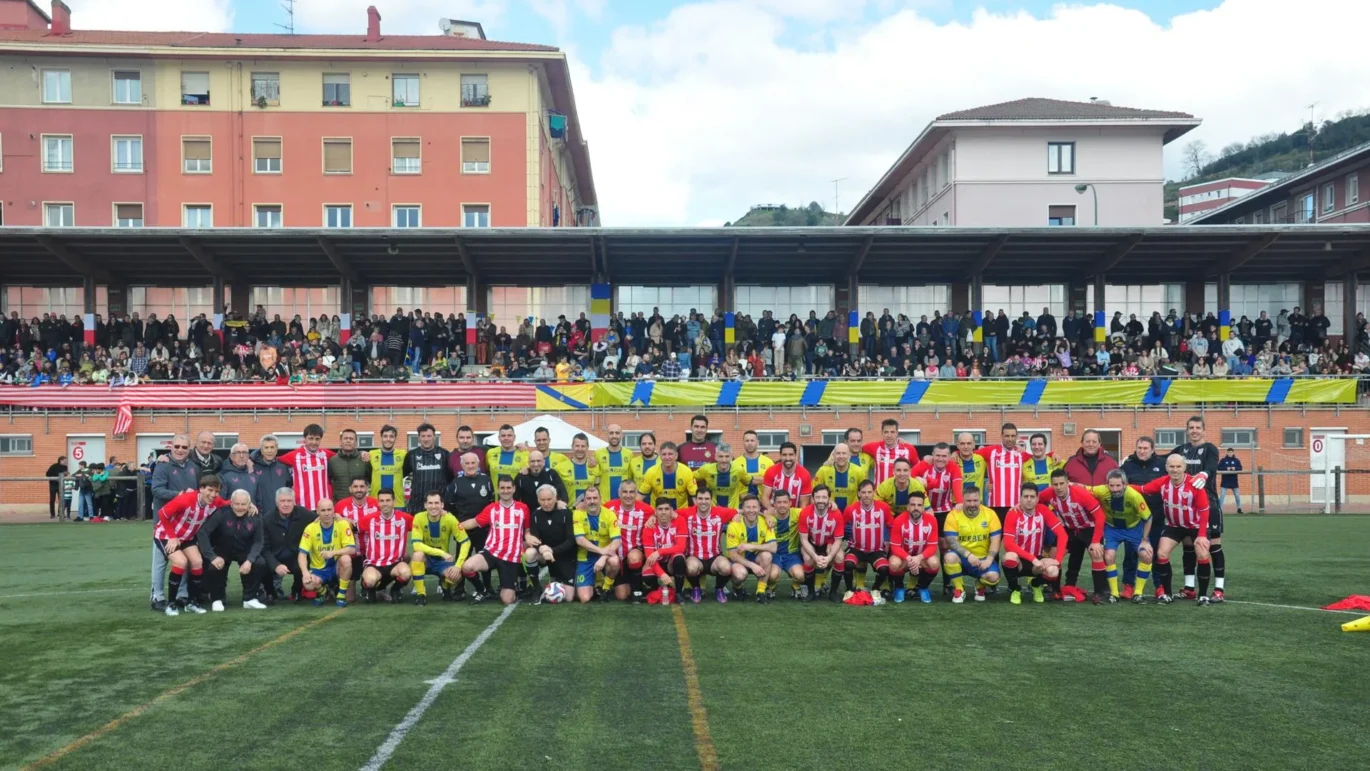 El Athletic Club Arrasa En San Ignacio Y Rinde Homenaje A Leyendas