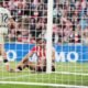 El Athletic No Logra Superar A Osasuna Y Se Complica La Clasificacion