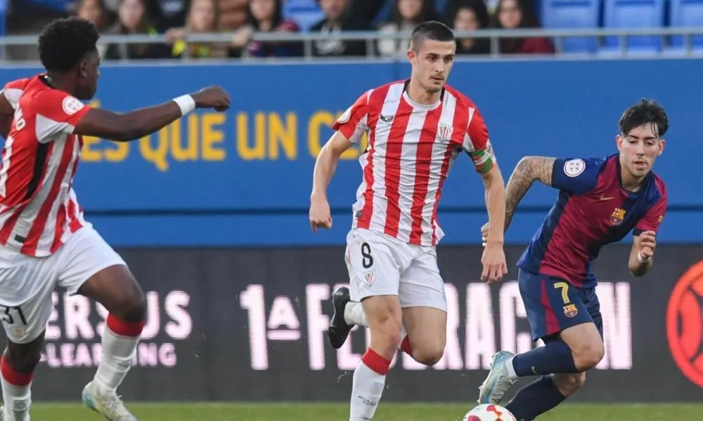 El Bilbao Athletic vuela hacia el playoff con Gere como motor clave