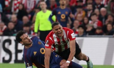 La Expulsion De Hummels Transforma El Partido Del Athletic Club Ante La Roma