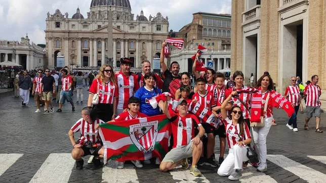 Promueve La Paz En El Olimpico Athletic Y Roma Envian Mensaje Conjunto