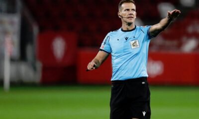 Pulido Santana Arbitrara El Sevilla Athletic Con Pizarro En El Var