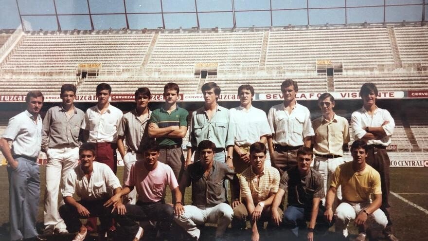 Rinde Homenaje La Pena Athletic A Canteranos Que Debutaron En 1984