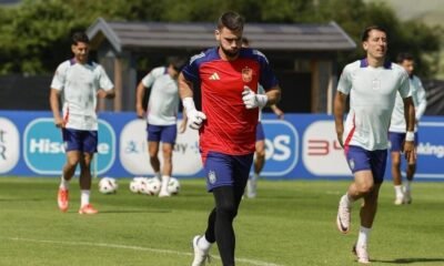 Simon Asegura Que Compite Pese Al Dolor Y Defiende A Inigo Martinez