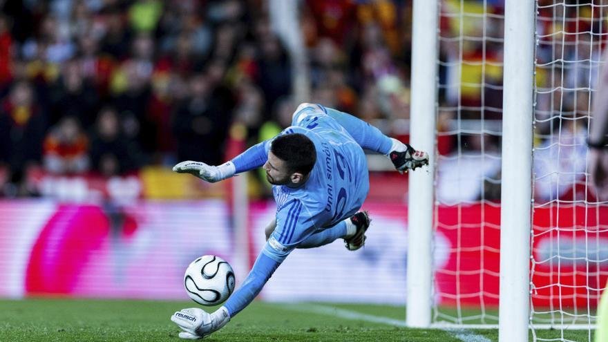 Unai Simon Brilla Y Lleva A Espana A La Final Four De La Uefa