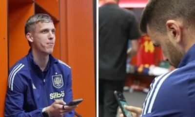 Unai Simon Vence A Dani Olmo En Una Partida De Ajedrez Antes Del Partido