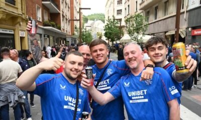 Aterrizan 4000 Escoceses En Bilbao Para Apoyar Al Rangers En Europa