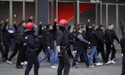 Cachea A Los Aficionados Del Rangers En El Casco Viejo De Bilbao