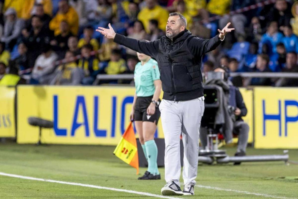 Diego Martinez Elogia Al Athletic Club Antes Del Enfrentamiento En San Mames