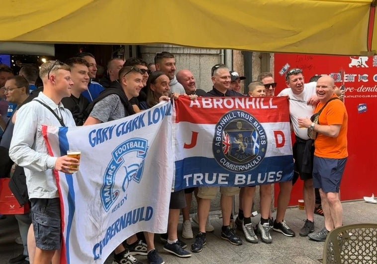 Disfruta Del Ambiente Escoces En Bilbao Los Rangers Suenan Con La Final